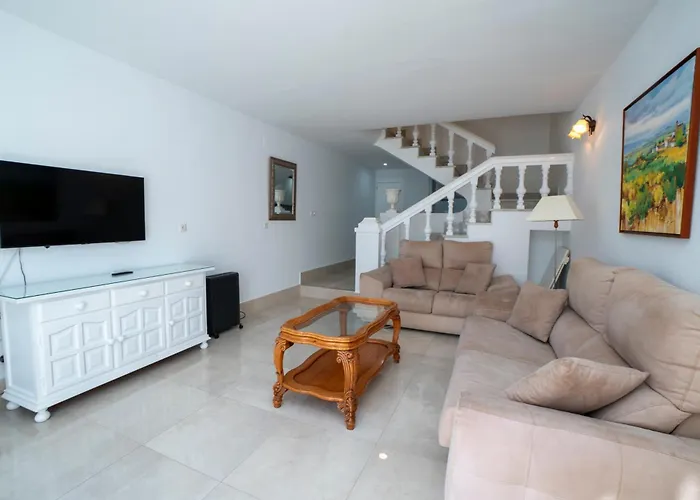 Bajamar I 6 Menyber Nerja