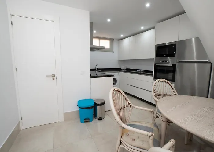 Bajamar I 6 Menyber * Nerja